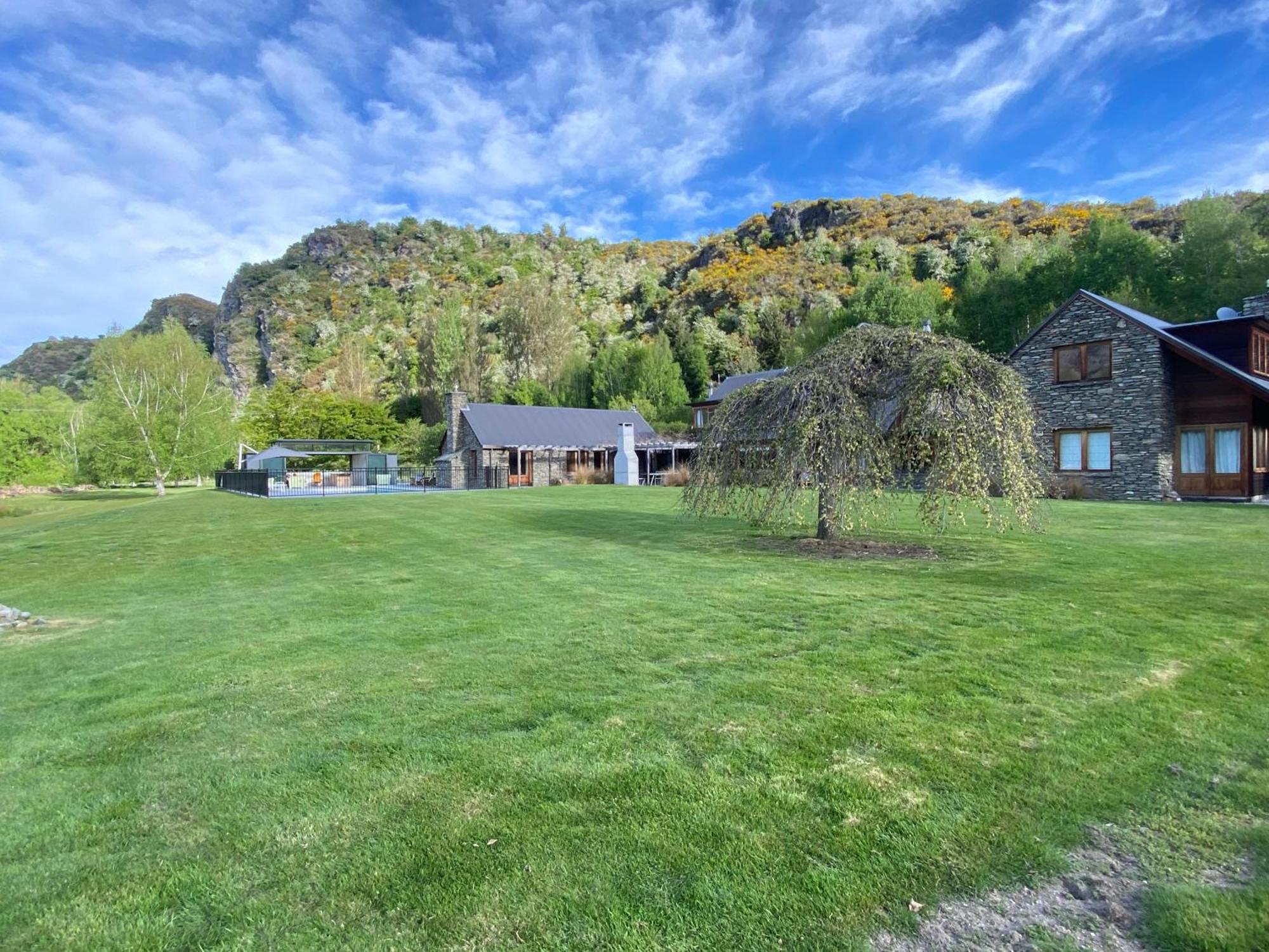 Wharenui Holiday Home By Majordomo Arrowtown Eksteriør bilde